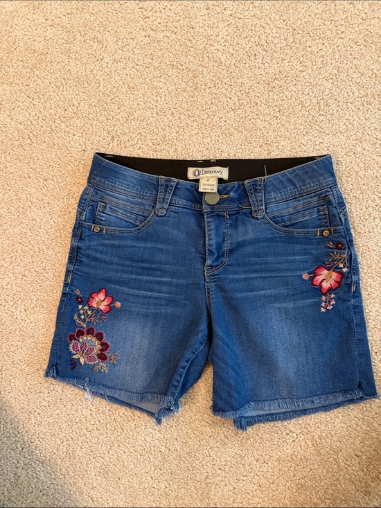 Democracy Pants - Democracy Blue Denim Embroidered Frayed Hem Shorts